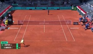 Madrid - Andreeva évite le piège Baptiste et va en finale !