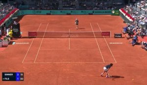 Madrid - Sinner trop fort pour Fils en demi-finales