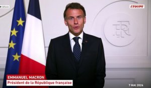 Le Président de la République célèbre les Verts 76 - Foot - Saint-Étienne