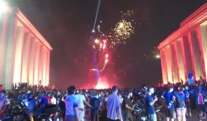 PSG - La Tour Eiffel s'illumine pour fêter la deuxième étoile