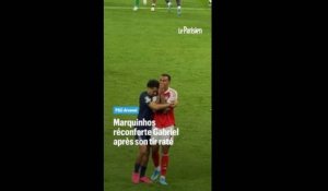 PSG-Arsenal : Marquinhos réconforte Gabriel après son tir au but raté