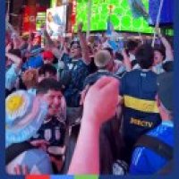 Des affrontements entre Algériens et Argentins à Times Square après une belle fête - Foot - Coupe du monde