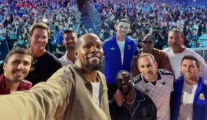 Sport 2026 - Novak Djokovic en mode WWE au Fanatics Fest avec Messi, Bieber, Brady et Durant