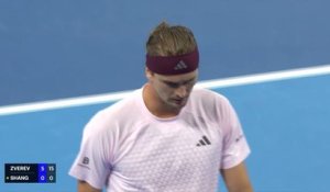 Pékin - Zverev rejoint Djokovic en quarts de finale
