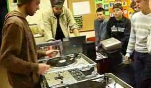 Crèvecoeur-le-Grand : les jeunes et les DJ