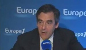 Fillon : Bayrou est "surtout un problème pour le PS"