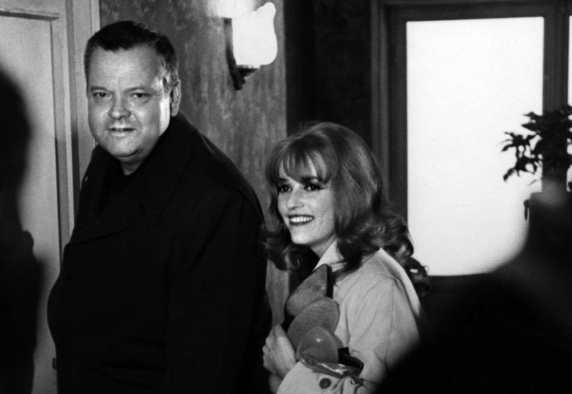 Jeanne Moreau avec Anthony Perkins dans "Le Procès" (1962) d'Orson Welles