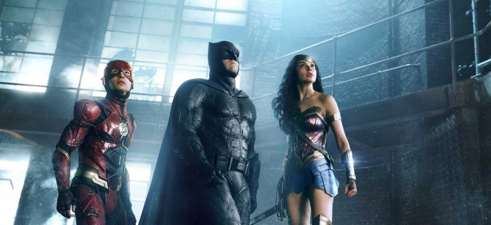Justice League : Zack Snyder dévoile la nouvelle Batmobile