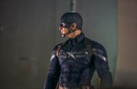 Captain America : quel est le costume préféré de Chris Evans ?
