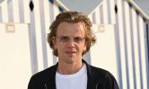 Alex Lutz lors du 36e Festival du Film de Cabourg, le 16 juin 2022.