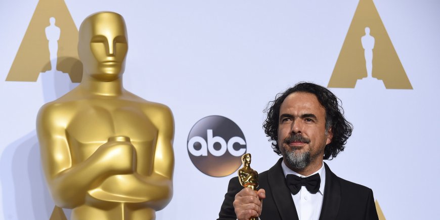 Alejandro Gonzalez Iñárritu lors de la 88e cérémonie des Oscars à Hollywood, le 28 février 2016.
