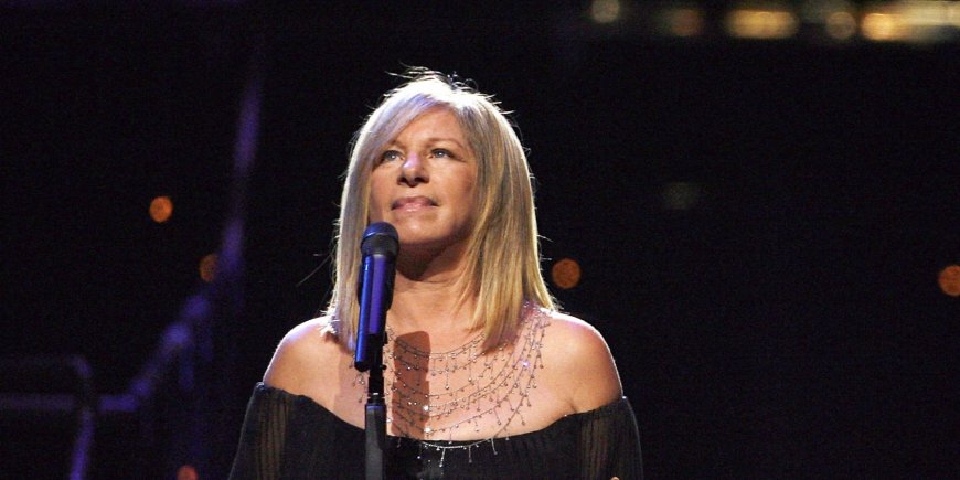 Barbra Streisand lors d'un concert à l'O2 Arena de Londres, le 18 juillet 2007. 