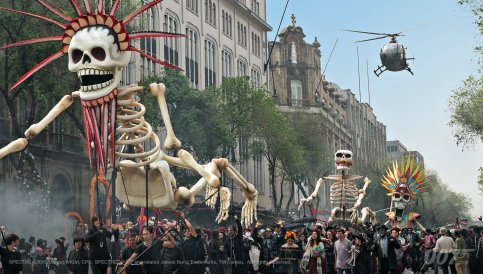 Spectre : quand James Bond inspire un carnaval mexicain