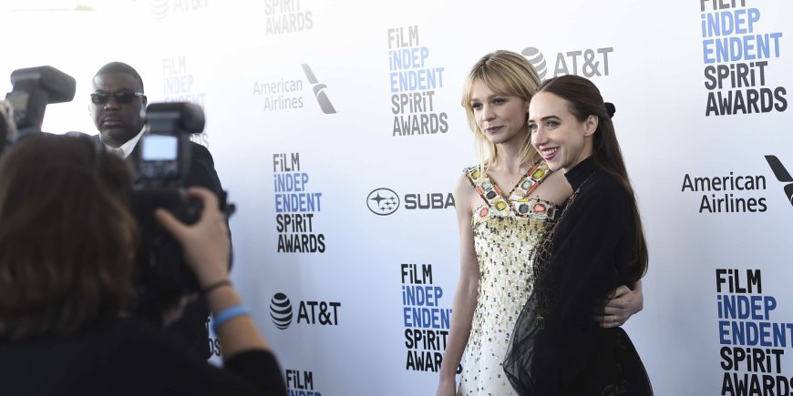Carey Mulligan et Zoe Kazan lors des Film Independent Spirit Awards, le 23 février 2019 à Santa Monica.