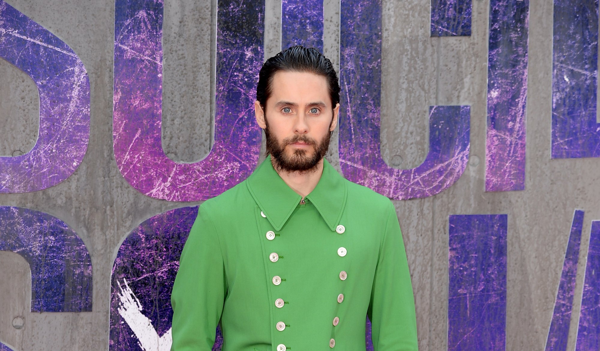 Jared Leto en veste Gucci lors de l'avant-première de 