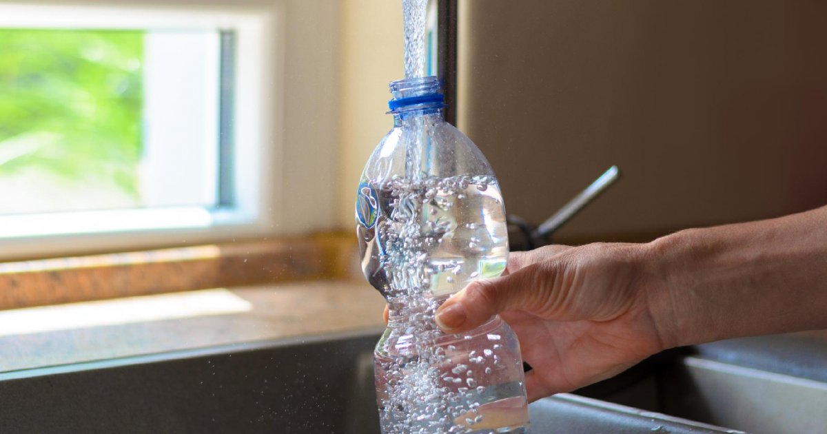 EMOA Mutuelle du Var - Eau en bouteille VS eau du robinet