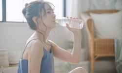 Vous buvez peut-être trop d'eau et ça peut être dangereux pour votre santé