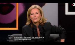 "Passage des arts" : Claire Chazal fait des adieux sobres à son émission culturelle sur France 2