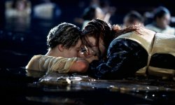 Titanic : Kate Winslet "trop grosse" pour tenir sur la fameuse planche, elle se révolte face à la méchanceté
