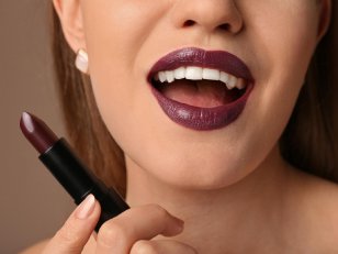 Make-up, coloration... 10 indispensables beauté au coeur des tendances 2023