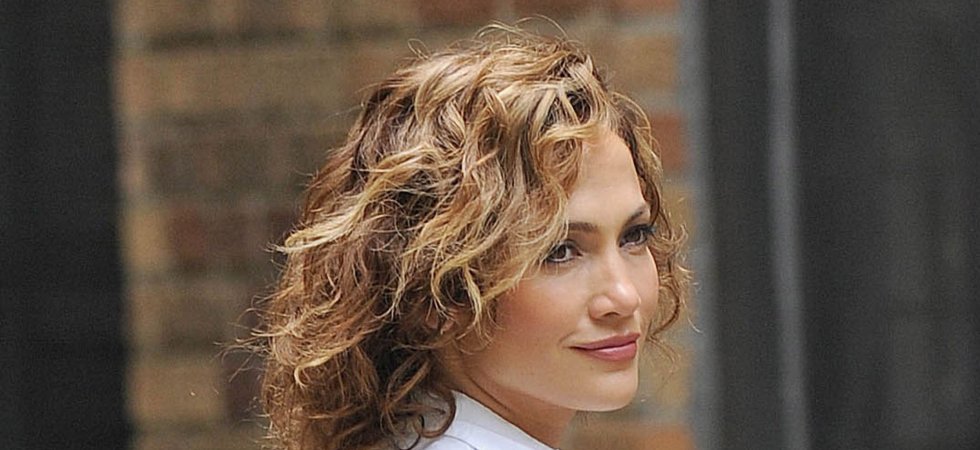 Jennifer Lopez, métamorphosée : découvrez sa nouvelle coupe