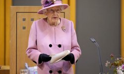 Elizabeth II de retour à Windsor : la reine reprend ses engagements officiels