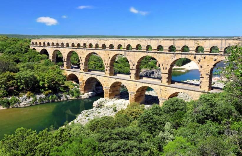 Le pont du gard : un aqueduc romain impressionnant