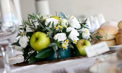 DIY : 5 idées pour un centre de table floral