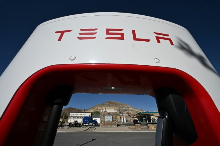 Une borne Tesla à Tonopah, dans le Nevada (ouest des Etats-Unis), le 8 mai 2024