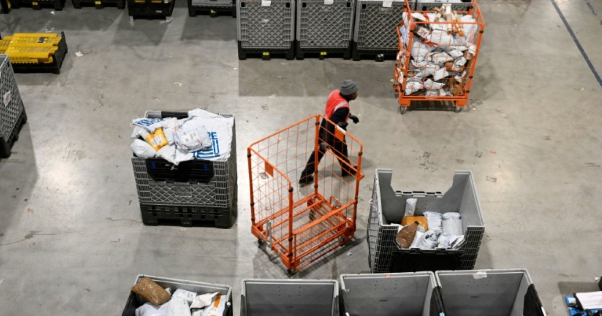 Crecimiento crediticio en China se desacelera a ¥392 mil millones en noviembre