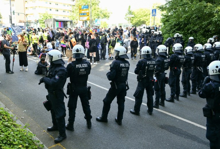 Manifestation contre le congrès du parti d'extrême droite Alternative pour l'Allemagne (AfD) à Essen, le 29 juin 2024