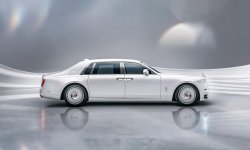 Léger restylage pour la Rolls-Royce Phantom