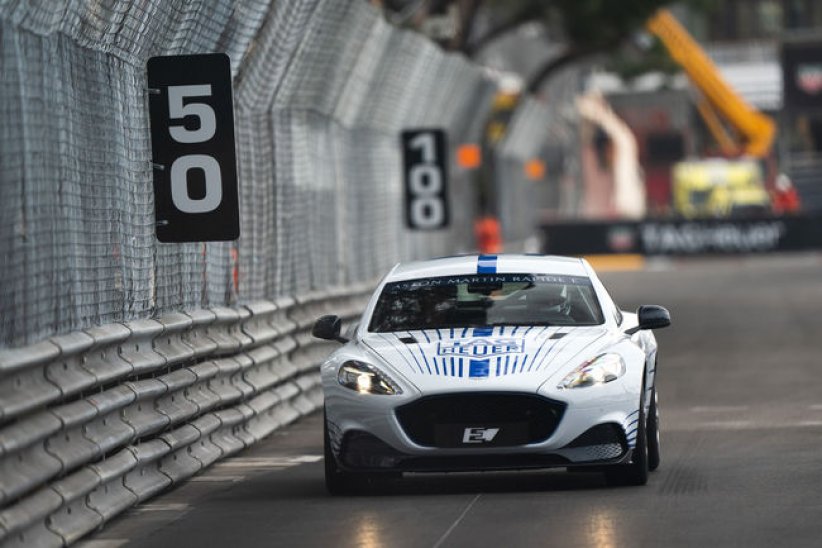 L'Aston Martin Rapide E à Monaco