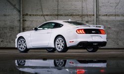 Nouvelles Mustang Ice White Edition Appearance Package