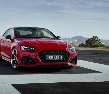 Nouveaux packs compétition pour les Audi RS 4 Avant et Audi RS 5