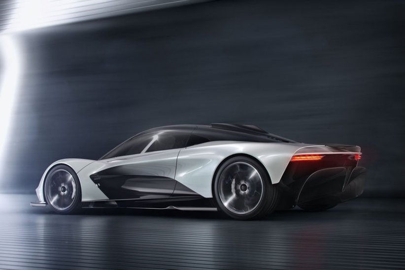 Un bloc Mercedes pour la future Aston Martin Valhalla ?