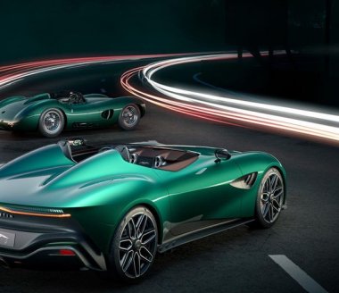 Q by Aston Martin fête ses 10 ans avec la DBR22