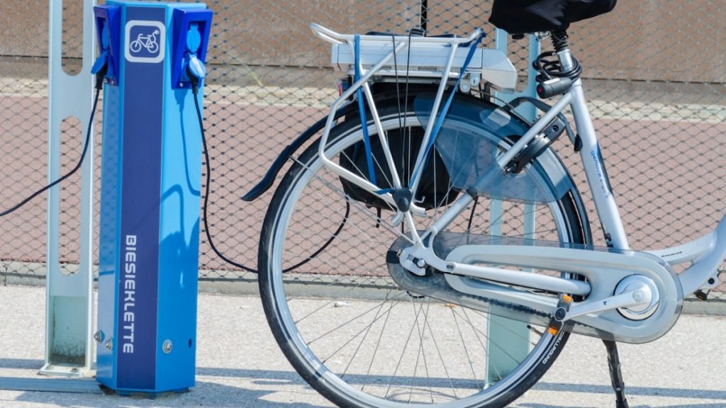 Quelles sont les innovations pour une meilleure sécurité à vélo ?
