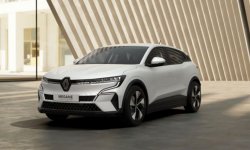 Renault réintroduit sa Mégane électrique d'entrée de gamme
