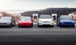 Tesla serait-elle tombée de son piédestal ? 