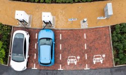 Peut-on stationner un véhicule électrique gratuitement ?