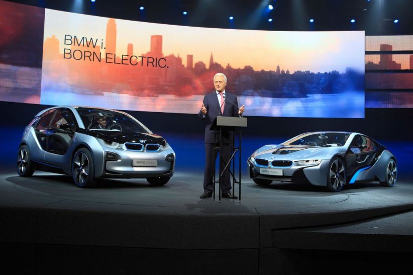 Lancement de la marque BMW i (2011)