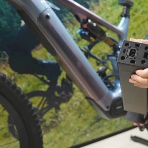 Vélo électrique : comment vérifier la norme de sa batterie ? 