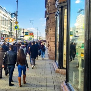 Bienfaits de la marche : et si on prenait moins la voiture ? 