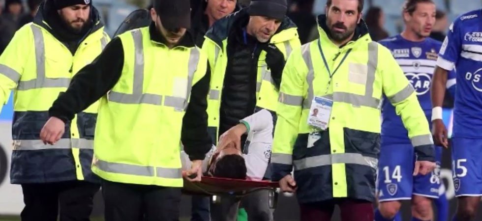 "Aucun souvenir du match" : Pajot victime d'un terrible choc
