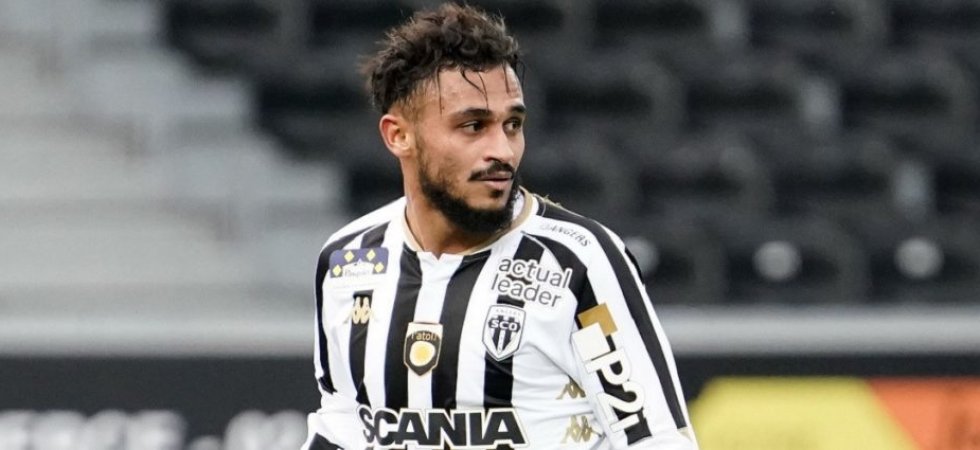 Angers : Boufal à l'arrêt