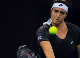 Moscou : Jabeur s'offre Kontaveit et se hisse dans le dernier carré