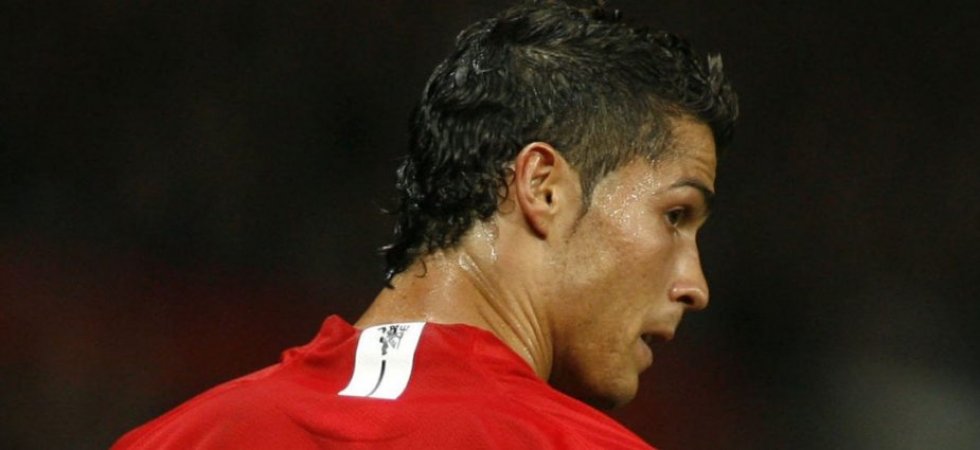 Manchester United : Ronaldo hérite du numéro 7