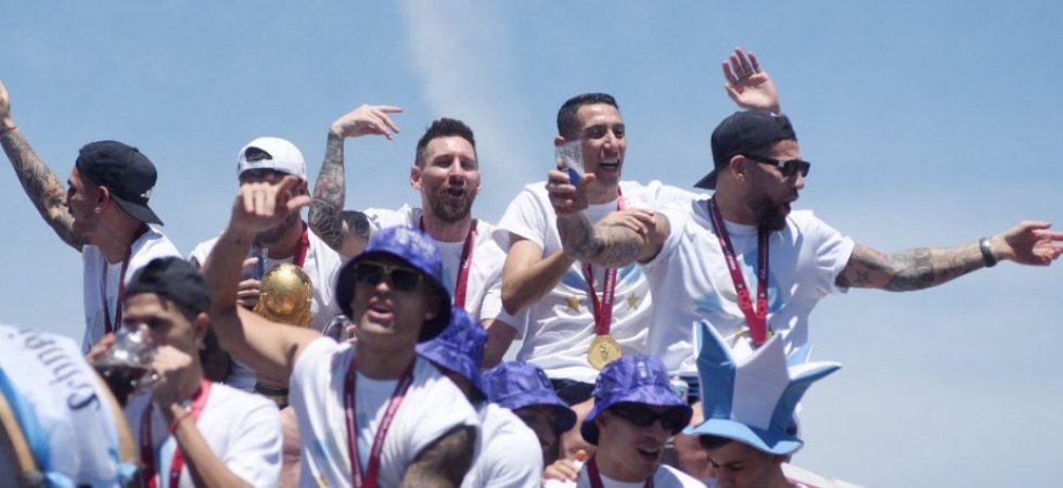 Argentine : Joueurs évacués en hélicoptère, 5 millions de supporters, des blessés... La folie des célébrations à Buenos Aires