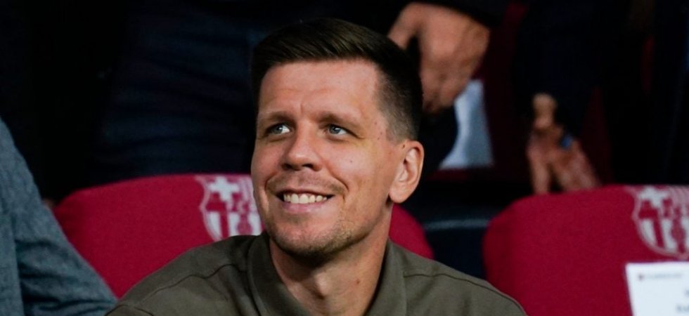 Barça : Szczesny sort de sa retraite, mais n'arrête pas la cigarette 